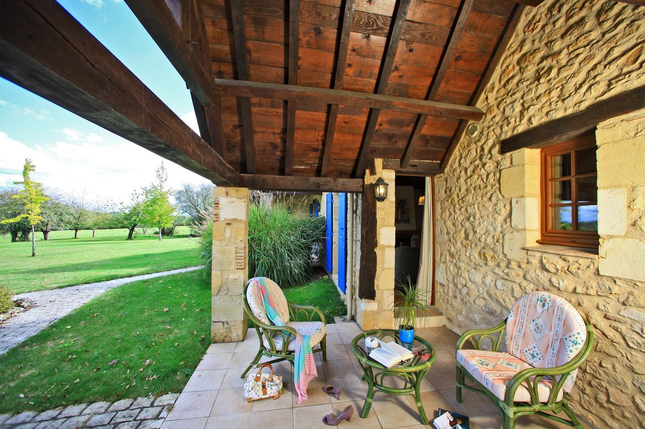 Au Jardin Fleuri Hotell Bosset Rum bild