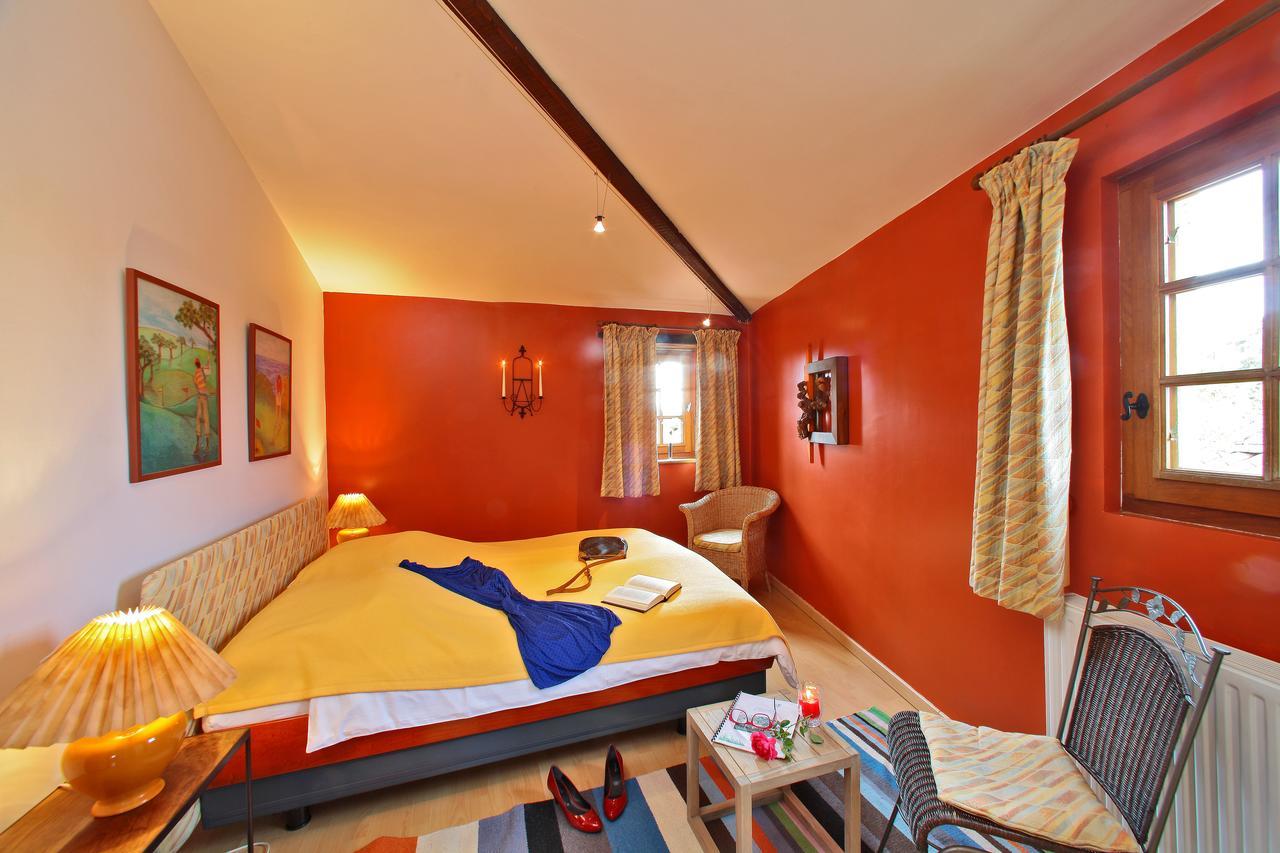 Au Jardin Fleuri Hotell Bosset Rum bild