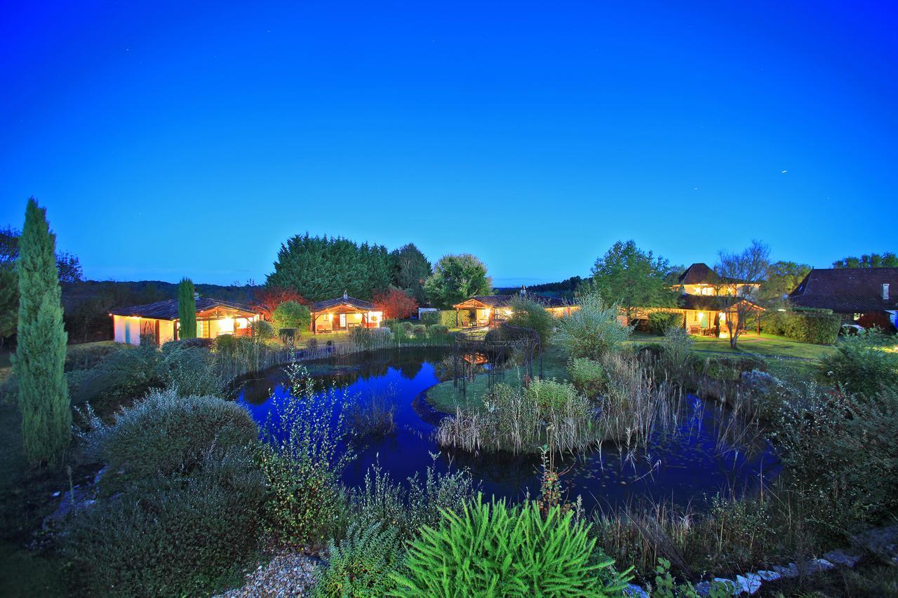 Au Jardin Fleuri Hotell Bosset Exteriör bild